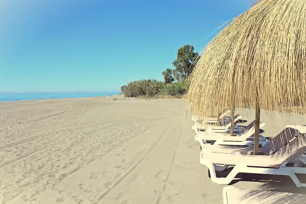 Apartamento Laguna Beach Hotel Estepona